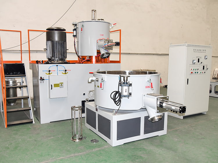 Plastic SRL-Z series vertical mixing unit