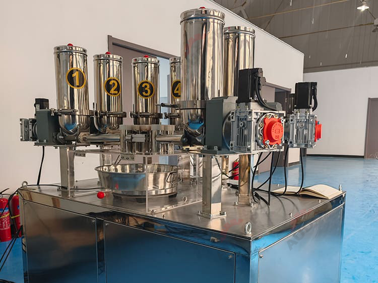 High accuracy micro ingredient dosing system for plastic compounding