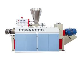 Exploring the Different Types of Twin Screw Extruders