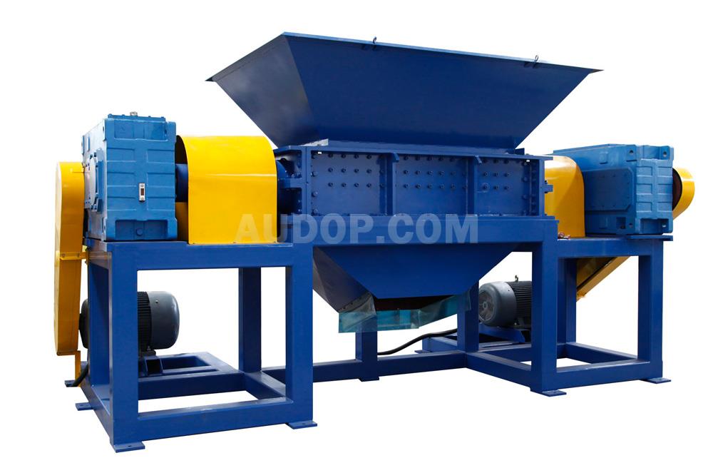 Plastic shredder machine